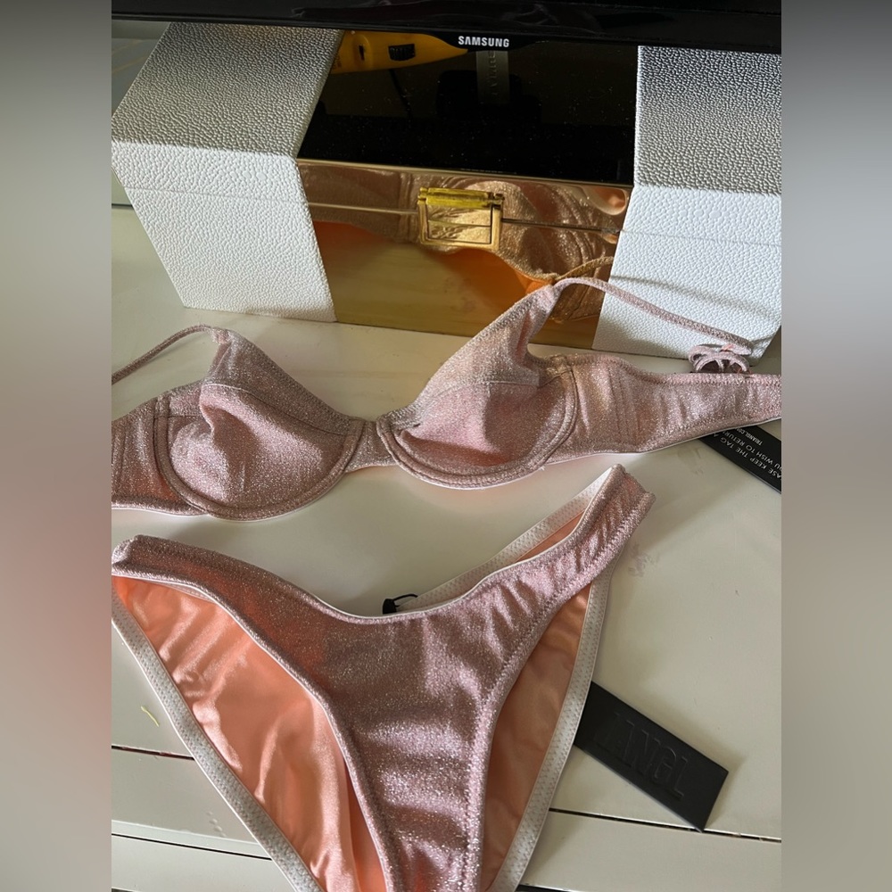 NWT triangl bikini set
